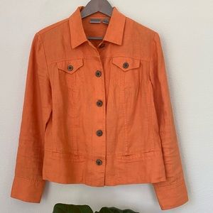 Super cute Chico’s linen jacket. Excellent condition